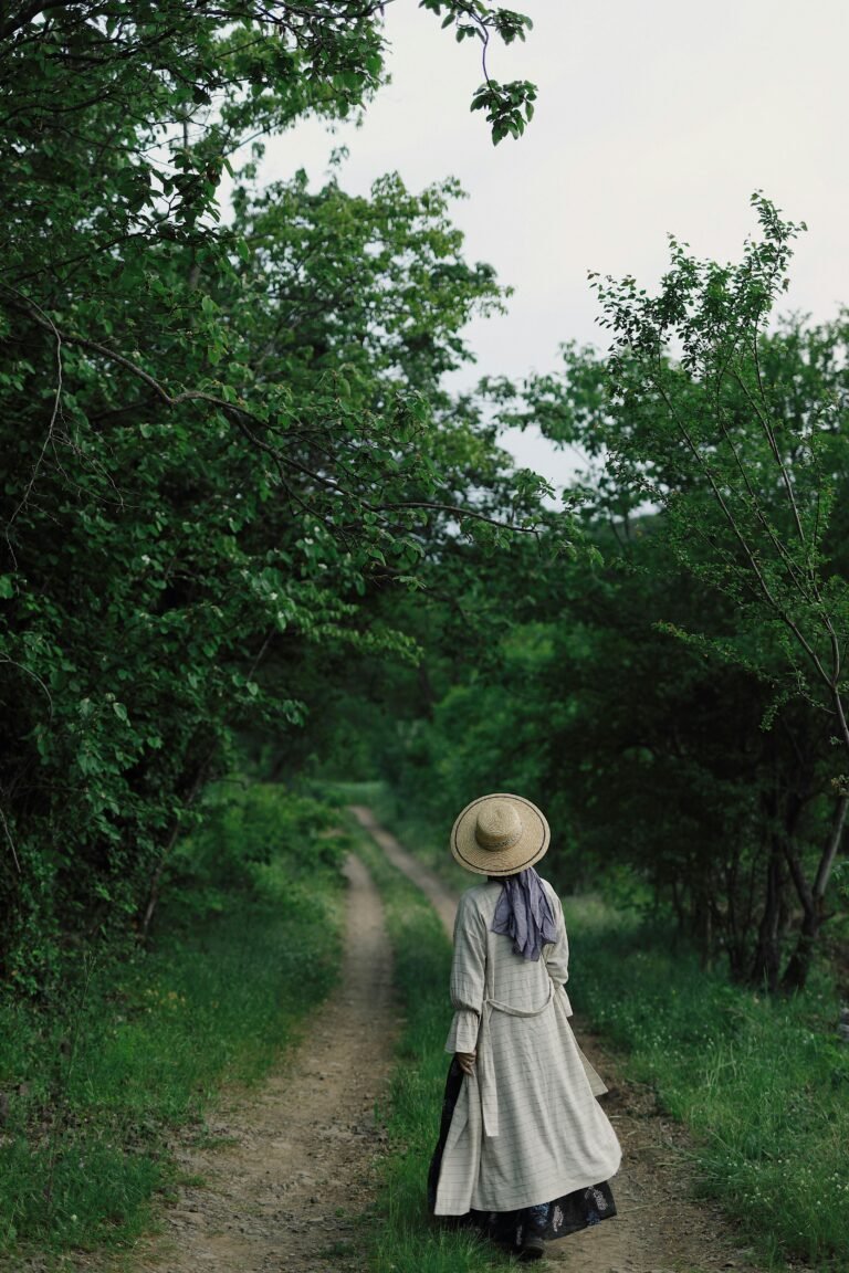 “Epic Long-Distance Trails Around the World”