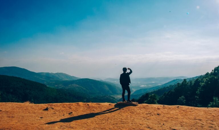 “Adventures in Desert Hiking: Tips for Staying Safe and Hydrated”